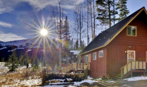 Cozy Mtn Home about 2 Mi to Breck Resort and Main St!, Breckenridge